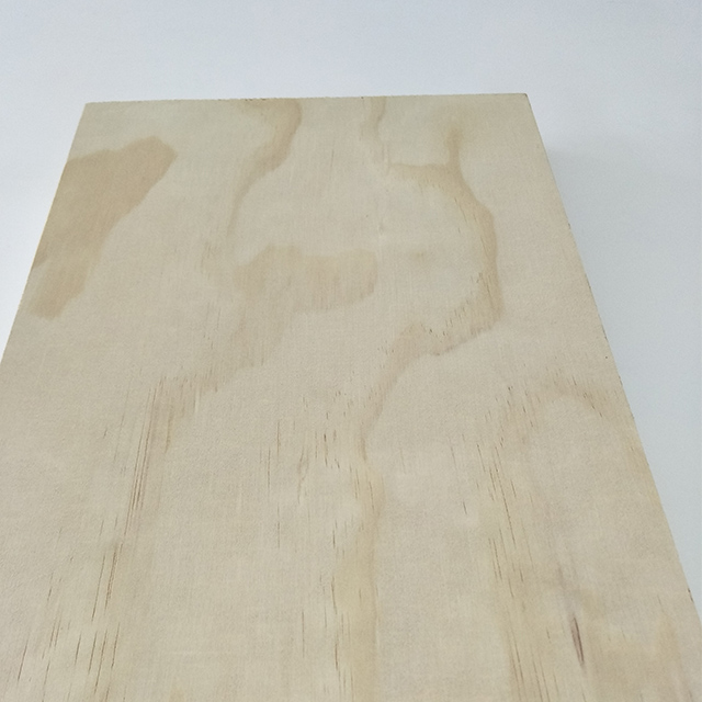 Good Quality furniture grade Pine plywood from China Manufacturer